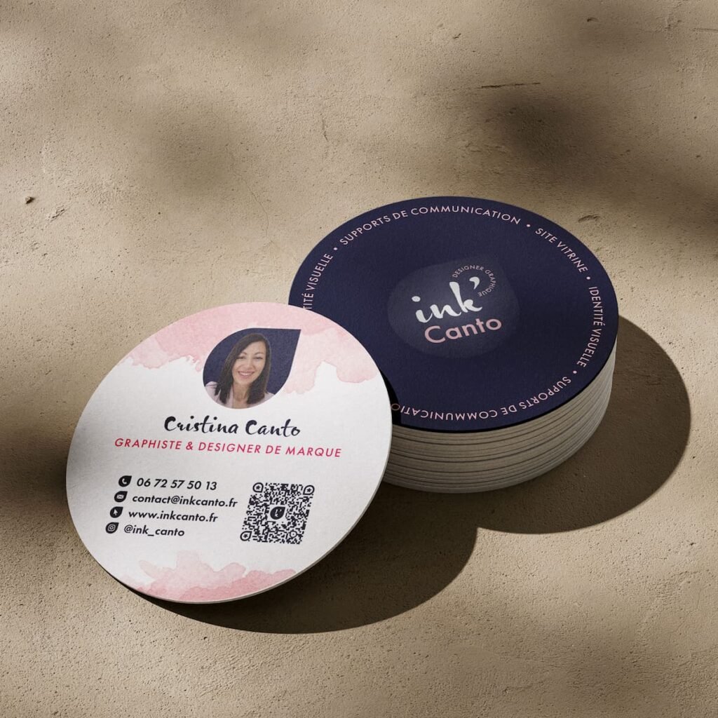Carte de visite ronde réalisée pour le studio INK’CANTO, graphiste à Noisy-le-Grand