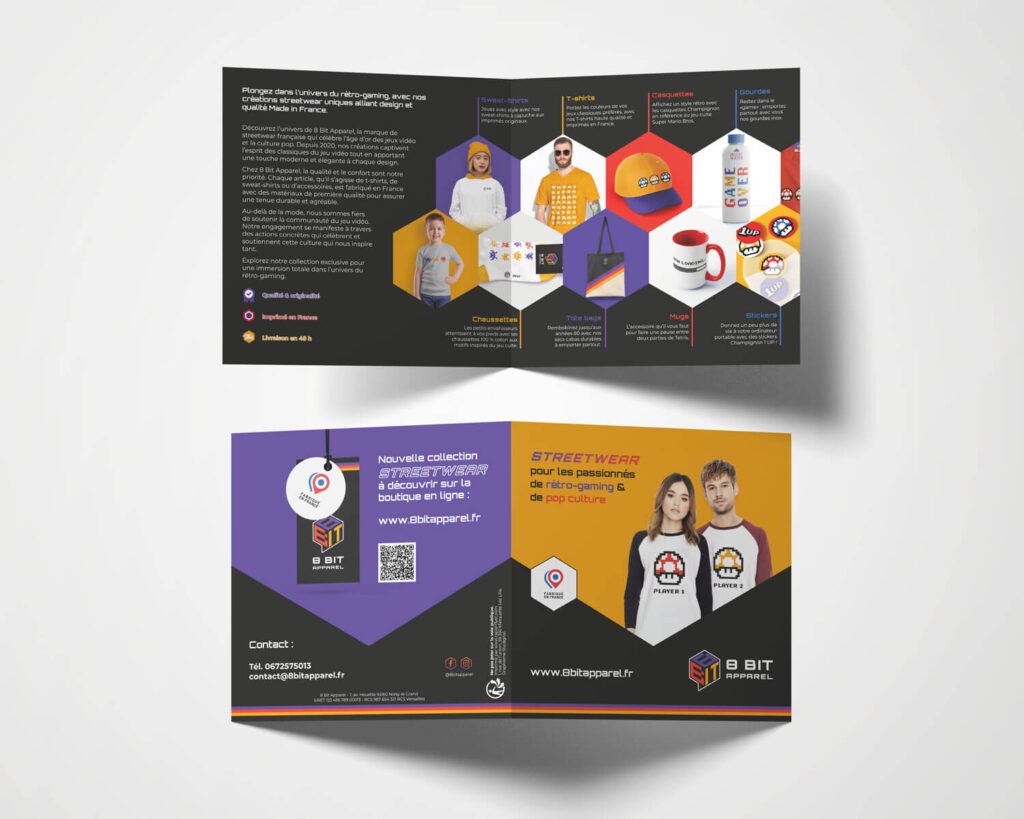 Dépliant de communication pour 8 BIT APPAREL, marque inspirée du retrogaming